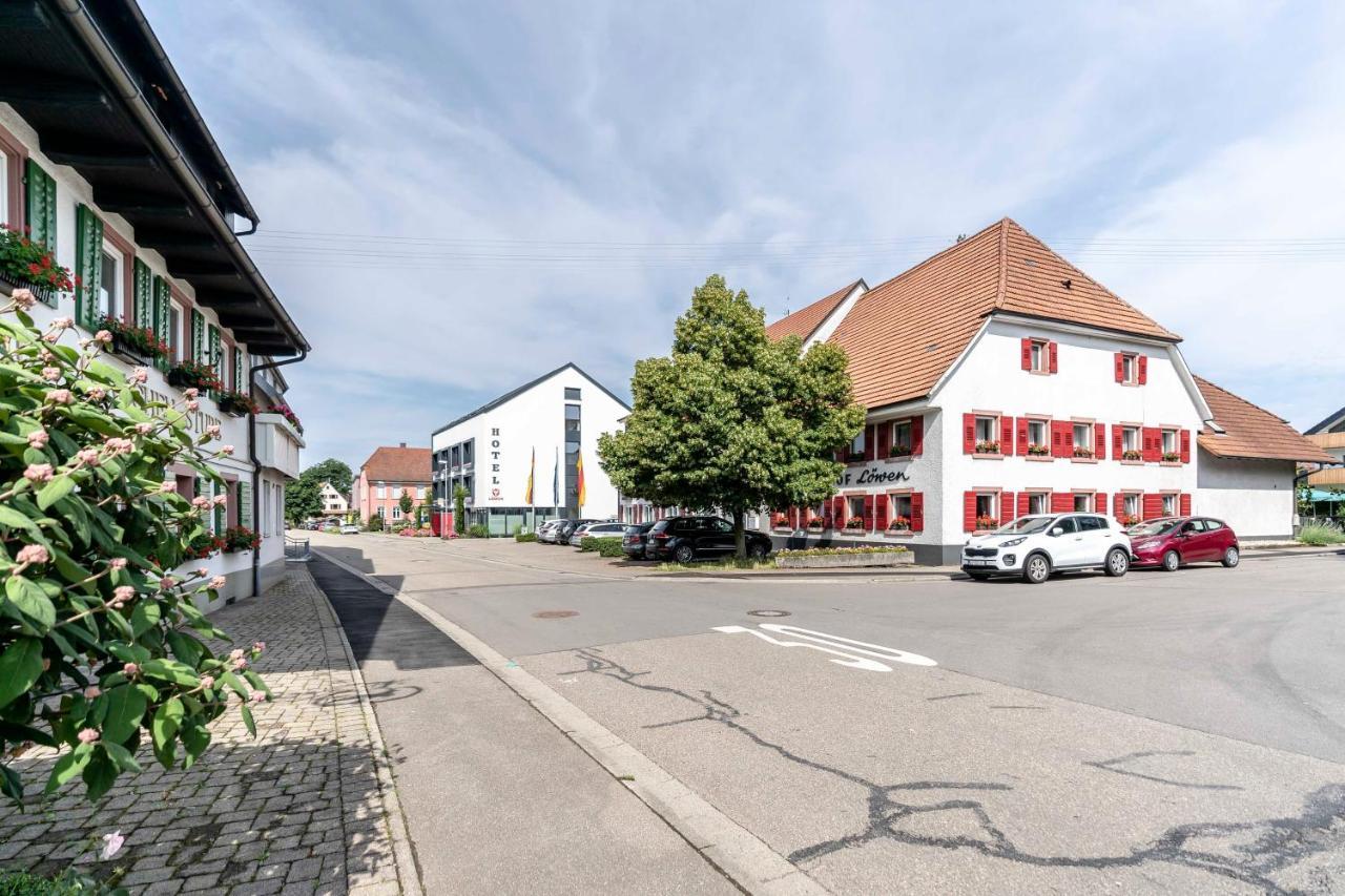 Hotel & Gasthaus Loewen Waldkirch Dış mekan fotoğraf