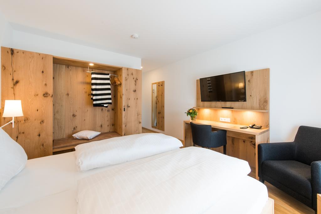 Hotel & Gasthaus Loewen Waldkirch Dış mekan fotoğraf