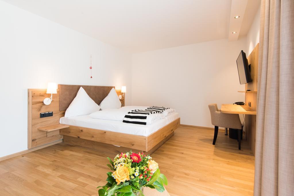 Hotel & Gasthaus Loewen Waldkirch Dış mekan fotoğraf